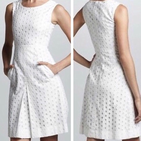 Diane Von Furstenberg Dresses & Skirts - Diane von Furstenberg Capreena Eyelet Dress Sz 4